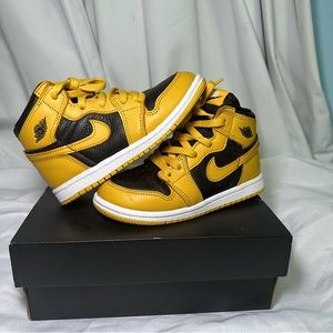 Toddler Jordan 1 Retro High “Pollen” Size 10C